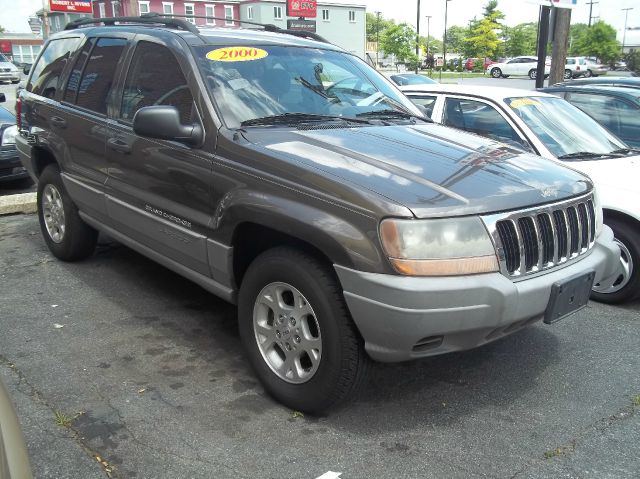 Jeep Grand Cherokee 2000 photo 2