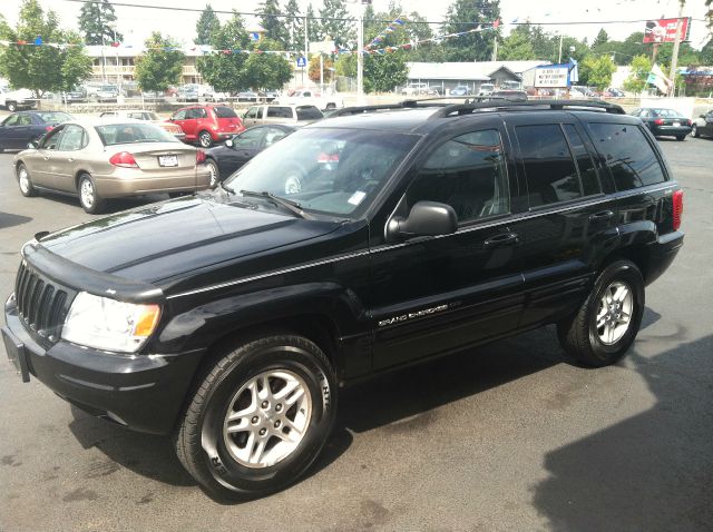 Jeep Grand Cherokee Super SUV