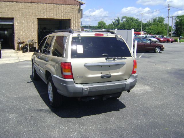 Jeep Grand Cherokee 2000 photo 1