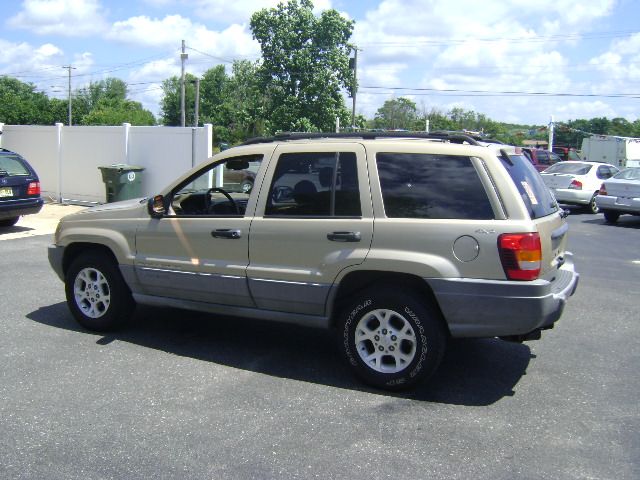 Jeep Grand Cherokee 2000 photo 4