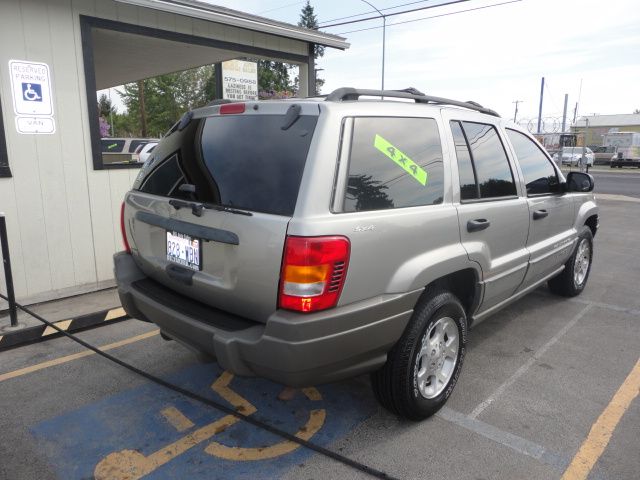 Jeep Grand Cherokee 2000 photo 3