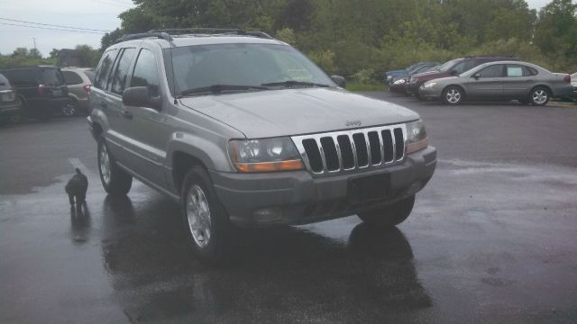 Jeep Grand Cherokee 2000 photo 3