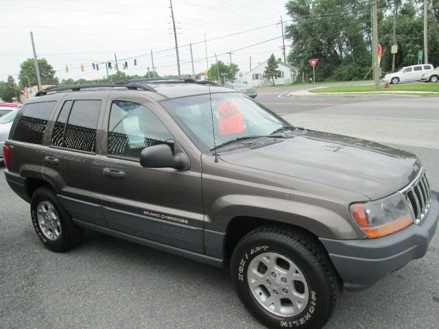 Jeep Grand Cherokee 2000 photo 2