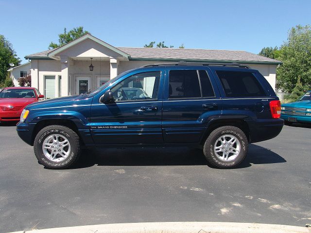 Jeep Grand Cherokee Super SUV