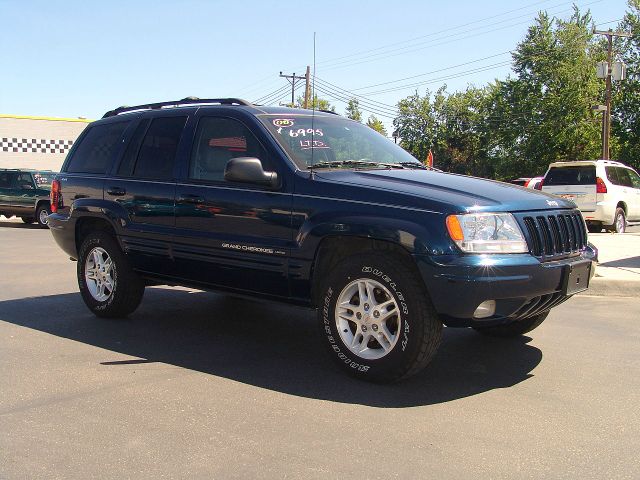 Jeep Grand Cherokee 2000 photo 10