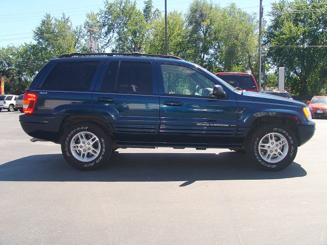 Jeep Grand Cherokee 2000 photo 5