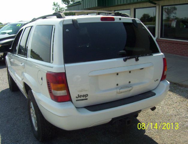 Jeep Grand Cherokee 2000 photo 4