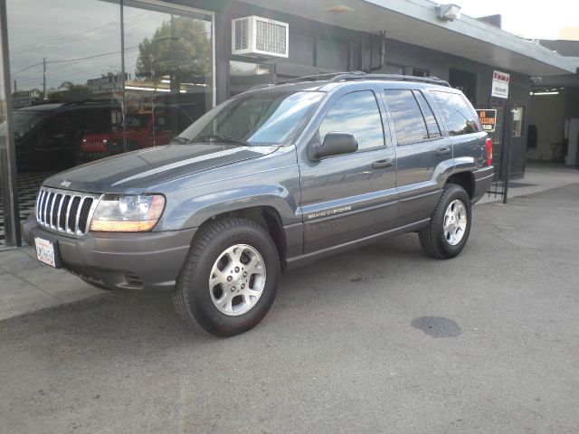 Jeep Grand Cherokee 2000 photo 4