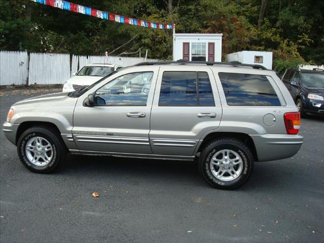 Jeep Grand Cherokee 2000 photo 2