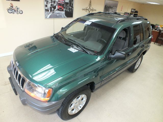 Jeep Grand Cherokee 2000 photo 1