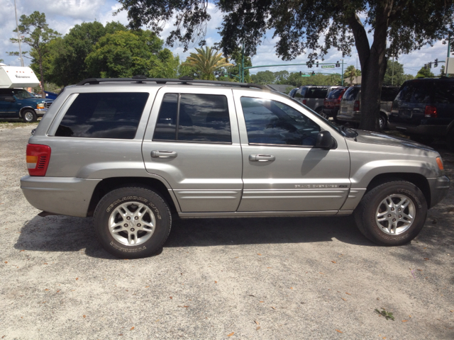 Jeep Grand Cherokee 2000 photo 3