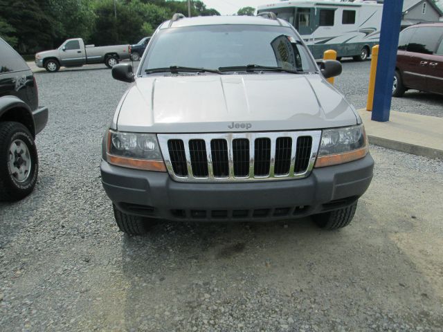 Jeep Grand Cherokee 2000 photo 3