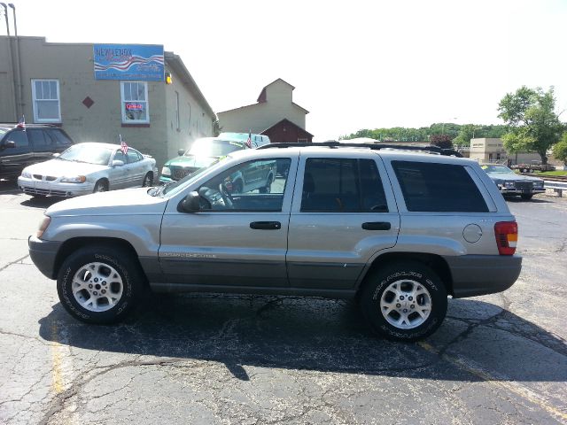 Jeep Grand Cherokee 2000 photo 1