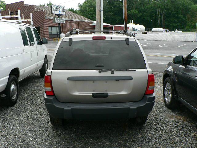 Jeep Grand Cherokee 2000 photo 1