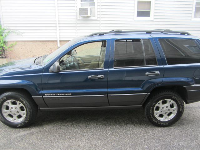 Jeep Grand Cherokee 2000 photo 2