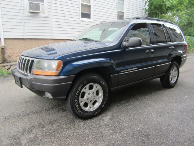 Jeep Grand Cherokee 2000 photo 3