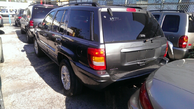 Jeep Grand Cherokee 2000 photo 3