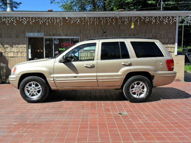 Jeep Grand Cherokee 2000 photo 18