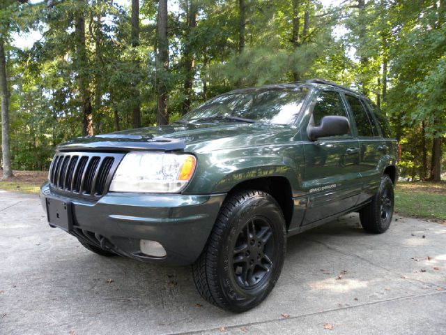 Jeep Grand Cherokee 2000 photo 1