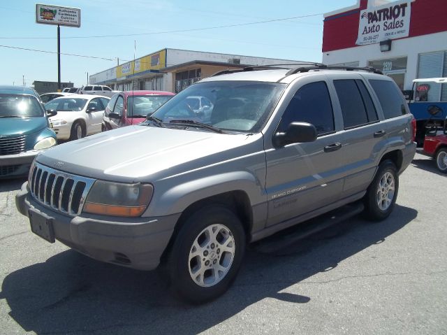 Jeep Grand Cherokee 2000 photo 3