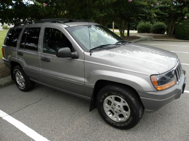 Jeep Grand Cherokee 2000 photo 2