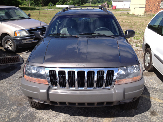 Jeep Grand Cherokee 2000 photo 1