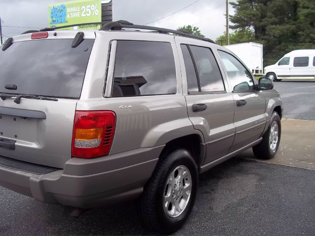 Jeep Grand Cherokee 2000 photo 11