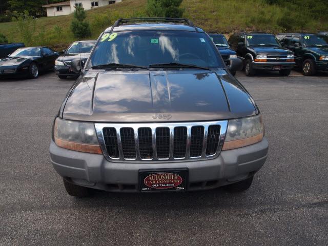 Jeep Grand Cherokee 2000 photo 1