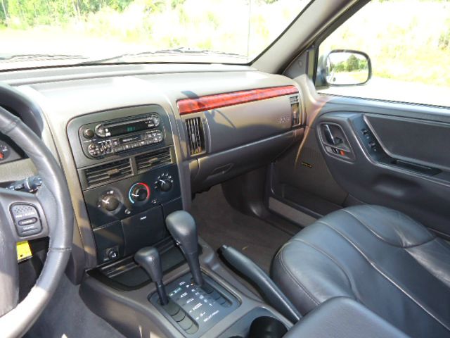 Jeep Grand Cherokee 2000 photo 12