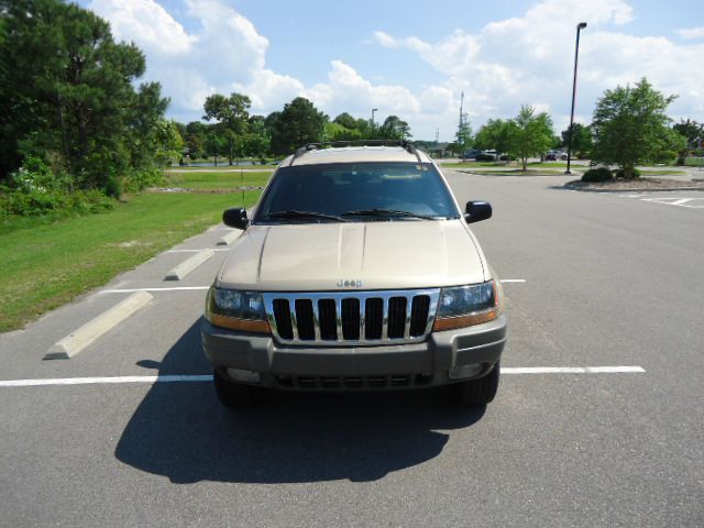 Jeep Grand Cherokee 2000 photo 25