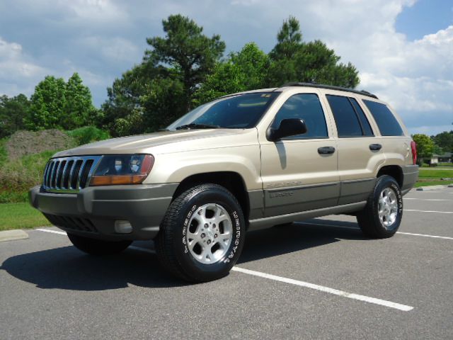 Jeep Grand Cherokee 2000 photo 30