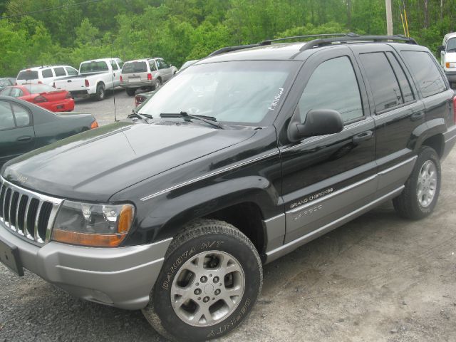 Jeep Grand Cherokee 2000 photo 2