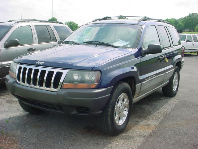 Jeep Grand Cherokee 2000 photo 3