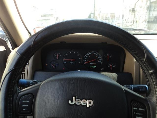 Jeep Grand Cherokee 2001 photo 2