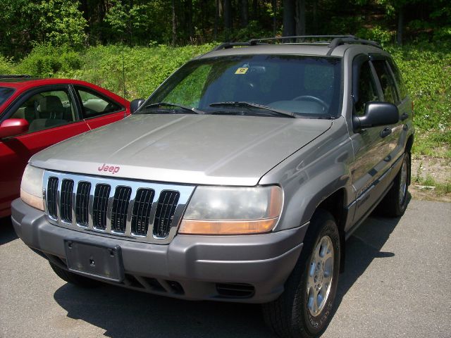 Jeep Grand Cherokee 2001 photo 1