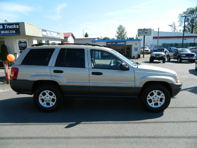 Jeep Grand Cherokee 2001 photo 1