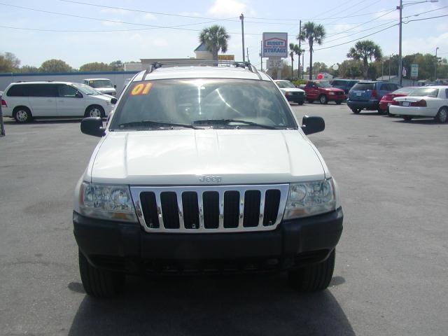 Jeep Grand Cherokee 2001 photo 1