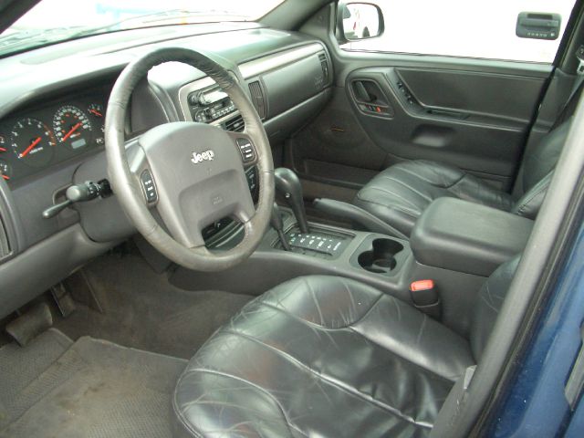 Jeep Grand Cherokee 2001 photo 3