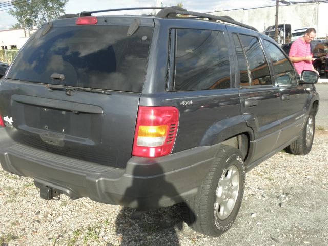 Jeep Grand Cherokee 2001 photo 3