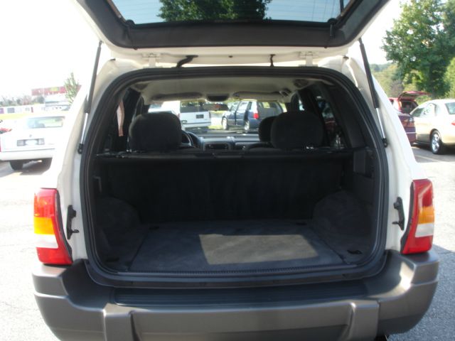 Jeep Grand Cherokee 2001 photo 2