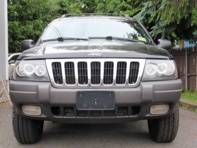 Jeep Grand Cherokee 2001 photo 1