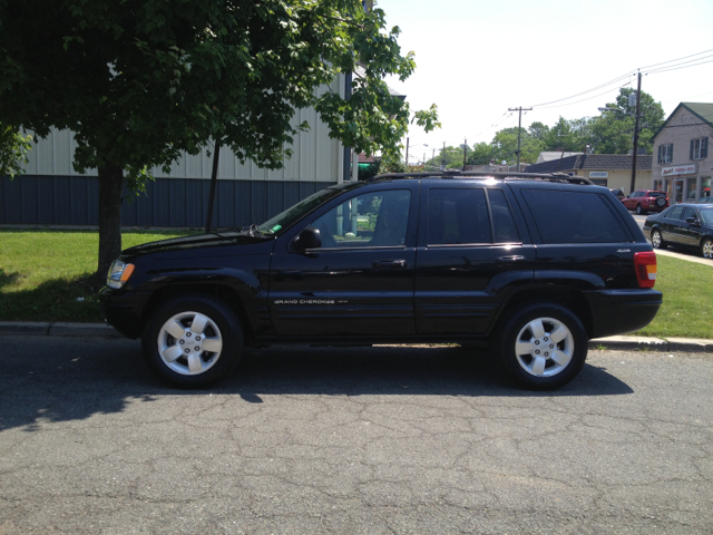 Jeep Grand Cherokee Super SUV