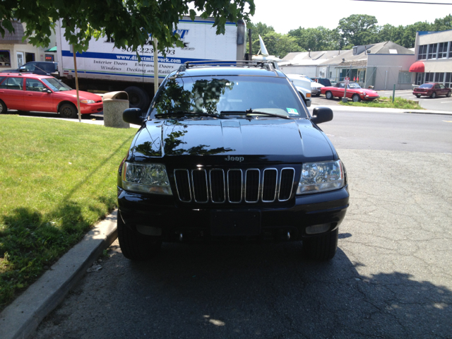 Jeep Grand Cherokee 2001 photo 2