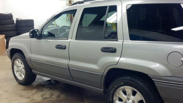 Jeep Grand Cherokee 2001 photo 1