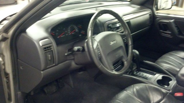 Jeep Grand Cherokee 2001 photo 4