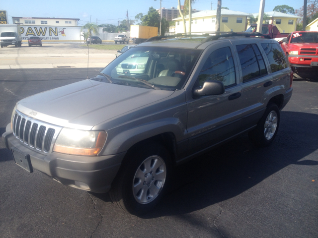 Jeep Grand Cherokee 2001 photo 2