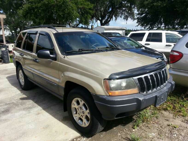 Jeep Grand Cherokee 2001 photo 2