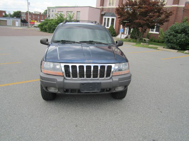 Jeep Grand Cherokee 2001 photo 4