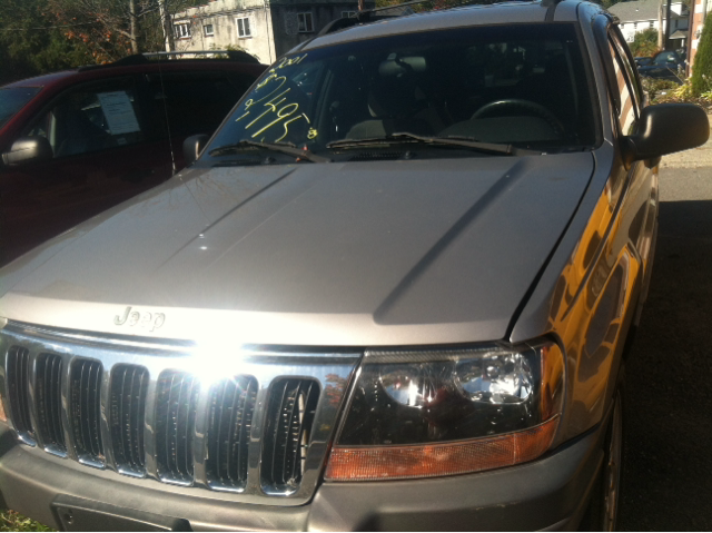 Jeep Grand Cherokee 2001 photo 1