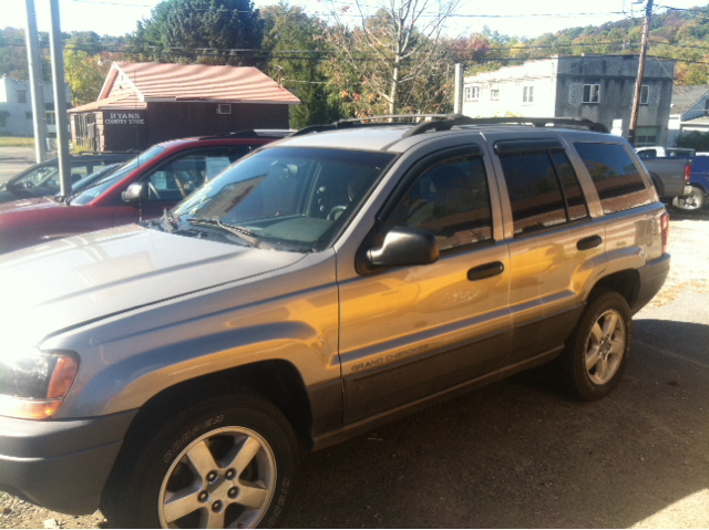 Jeep Grand Cherokee 2001 photo 2